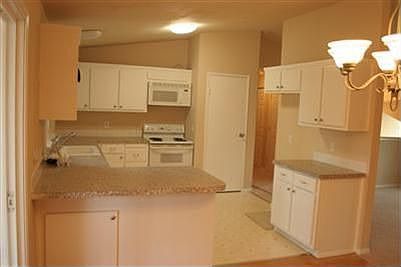4th image of 1214 Independence Ct