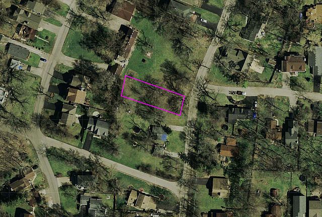 1st image of 23928 N Overhill Dr