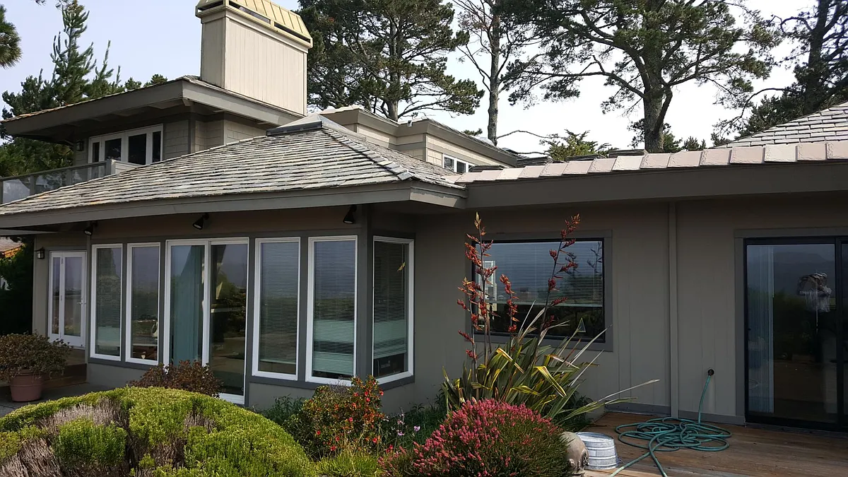 Building Photo - 118 Hacienda Dr