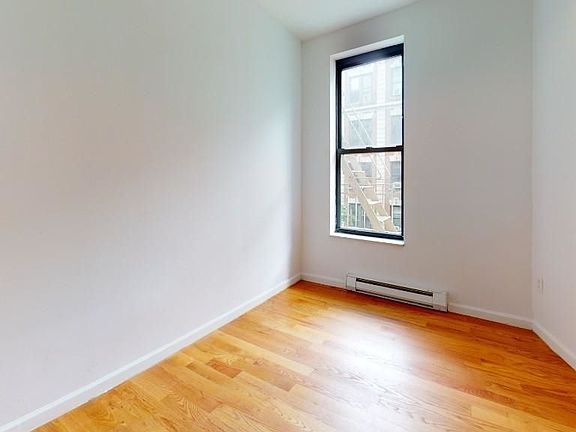 4th image of 204 W 108th St #36A