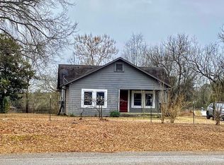 509 W Cypress St, Bloomburg, TX 75556