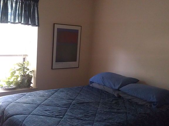 5th image of 1582 Burr Oak Ct APT C