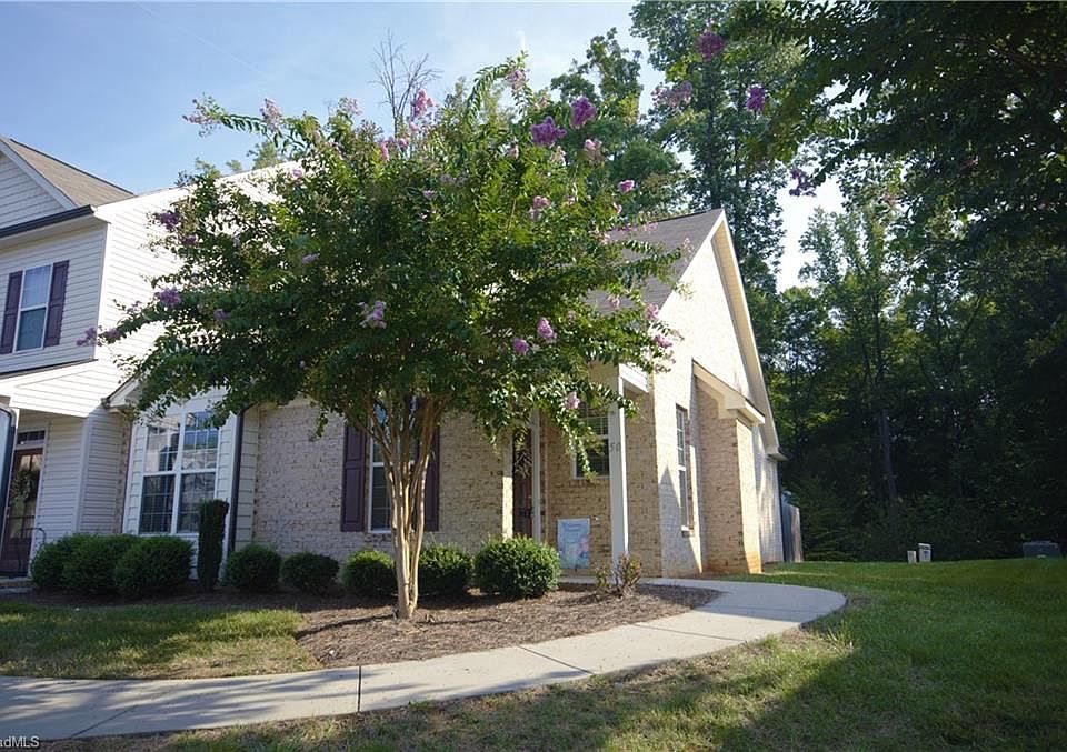1st image of 50 Nandina Dr