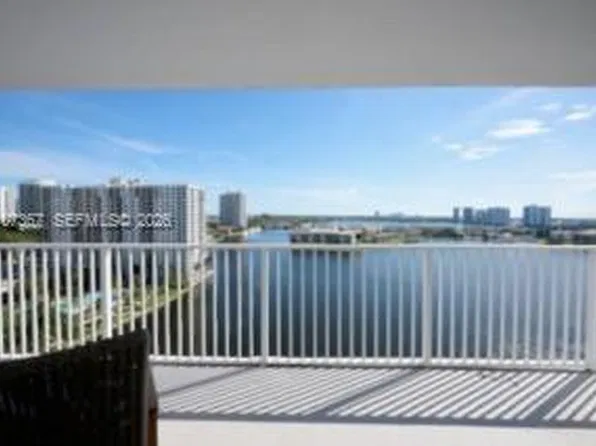 2851 NE 183rd St APT 1617E, Aventura, FL 33160