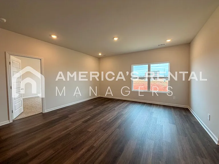 169 Keller Dr — Photo 19