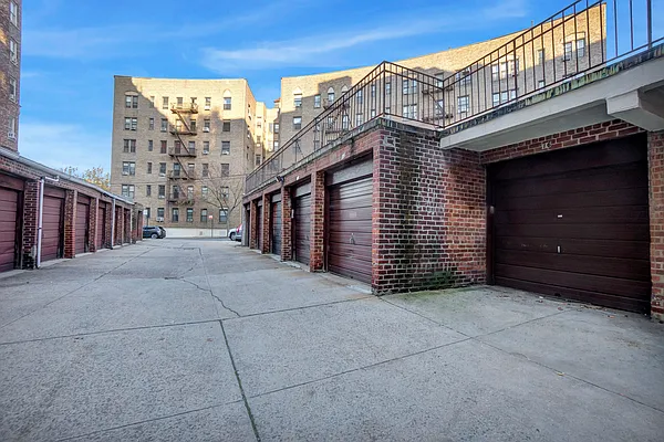 Sold by Keller Williams City Views Realty | media 37