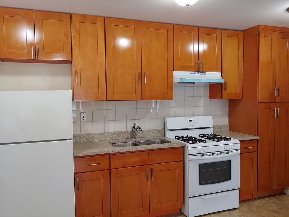 1st image of 8647 164th St APT 1D