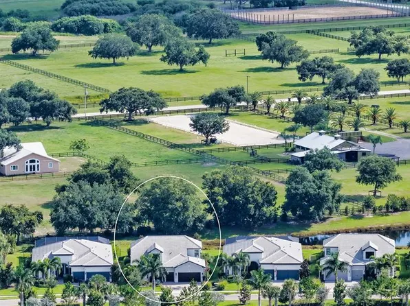 7872 Mainsail Ln, Sarasota, FL 34240