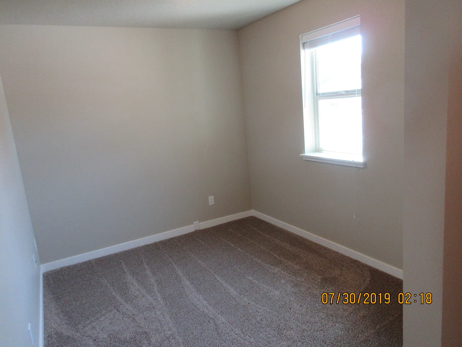 2 bed, 2.0 bath, 1300 sqft, $1,800 — Photo 3