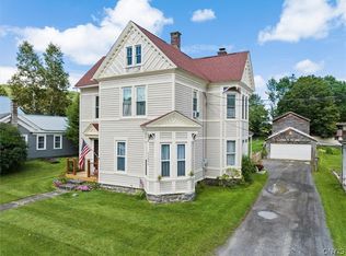 11295 Center St, Leonardsville, NY