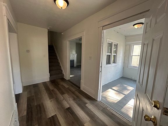 3rd image of 1494 Malasia Rd