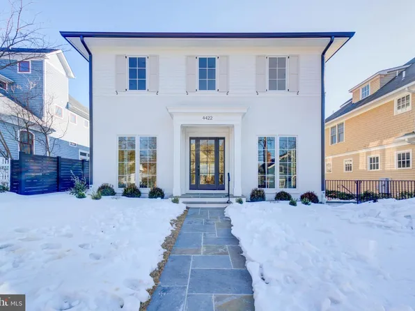 4422 Walsh St, Chevy Chase, MD 20815