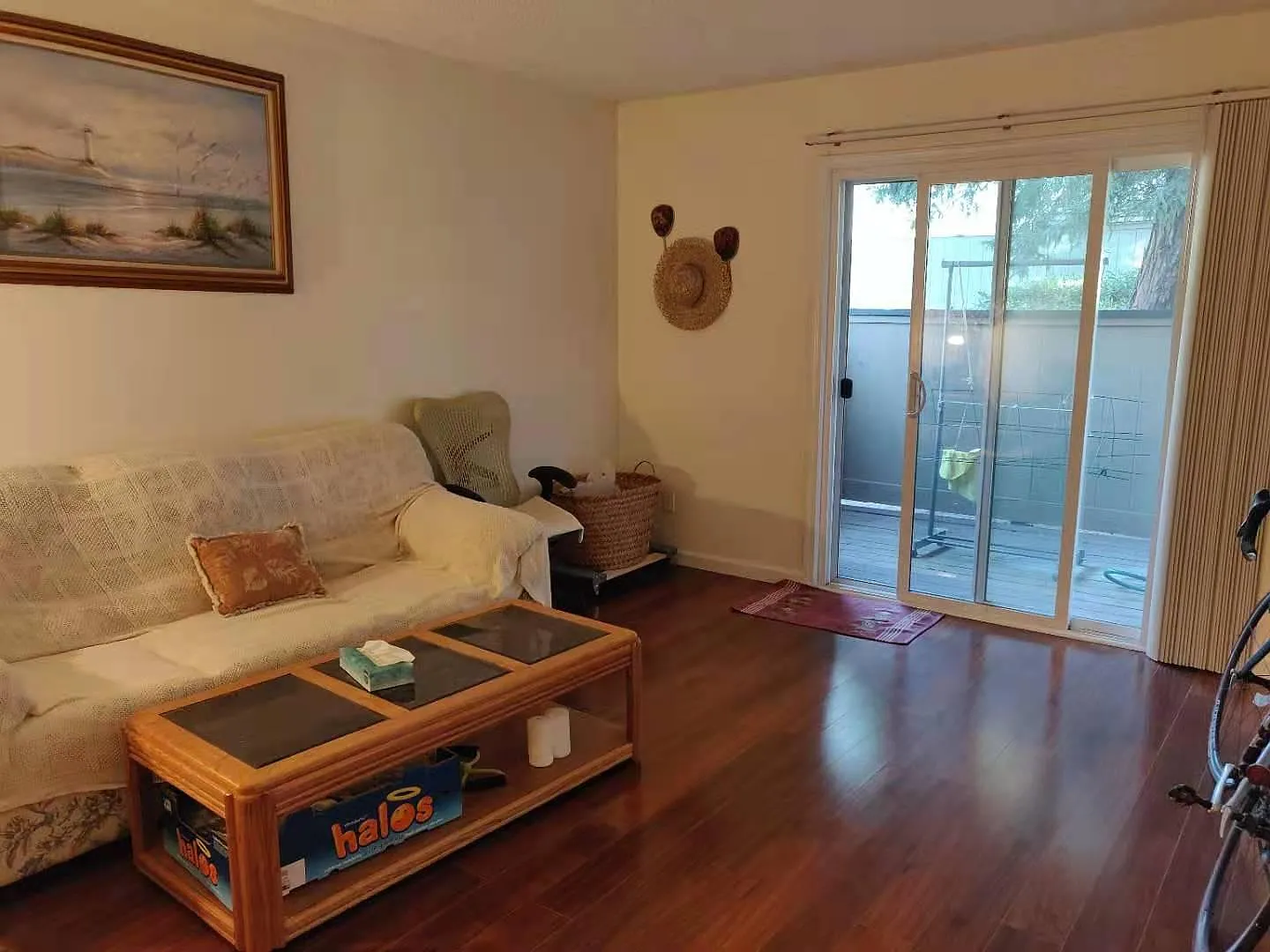 1 bed, 975 sqft, $1,300 — Photo 4