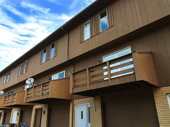 2nd image of 990 Northwestern Ave APT F