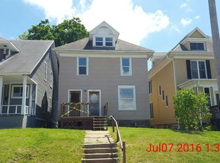 1031 5th Ave SE, Cedar Rapids, IA 52403