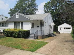 634 E 31st St, Erie, PA 16504