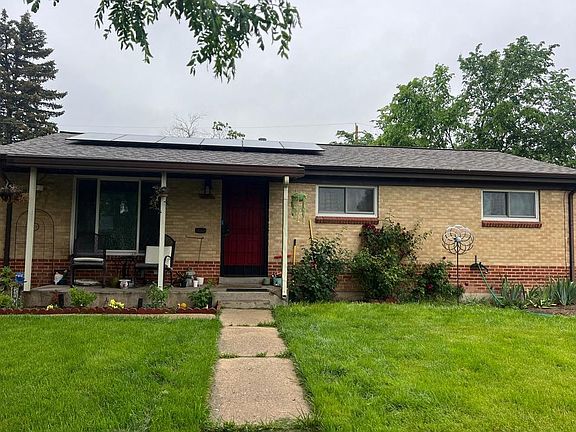 2nd image of 1355 Racine St