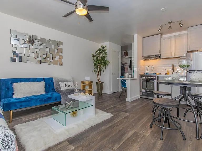 Studio 710 Apartments — Photo 55