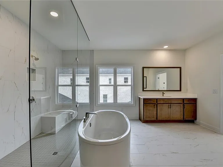 2471 Stewart Rd — Photo 68
