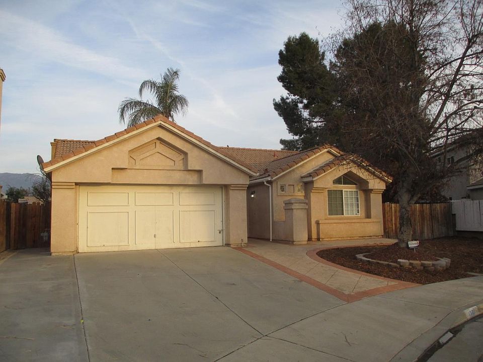 1st image of 1361 Windsor Pl