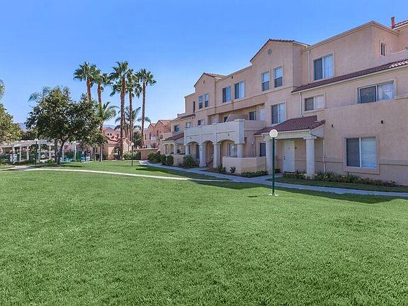 3rd image of 18032 Annes Cir Unit 101