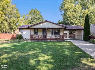 6175 Crabtree Ln, Burton, MI 48519