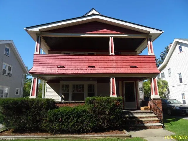 2048 Carabel Ave photo 1