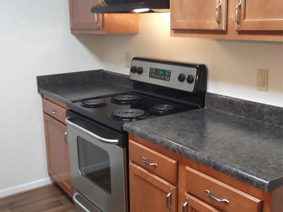 1st image of 751 Emerald Lake Dr APT 103
