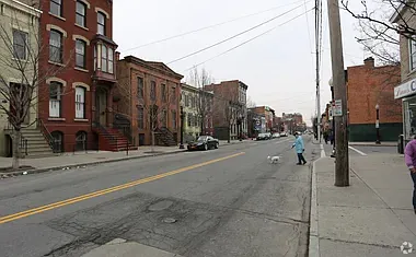 285 Lark St #1 — Photo 3