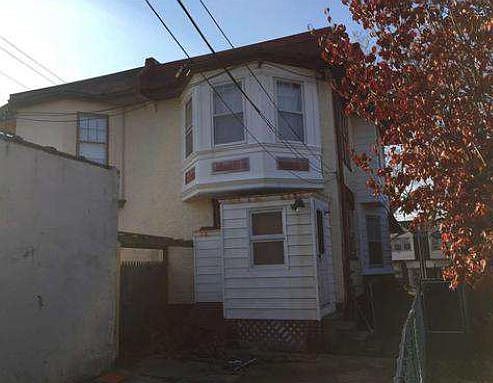 2nd image of 1025 Harrison St