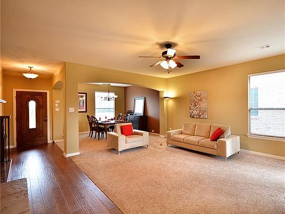 5th image of 529 Highfield Ln