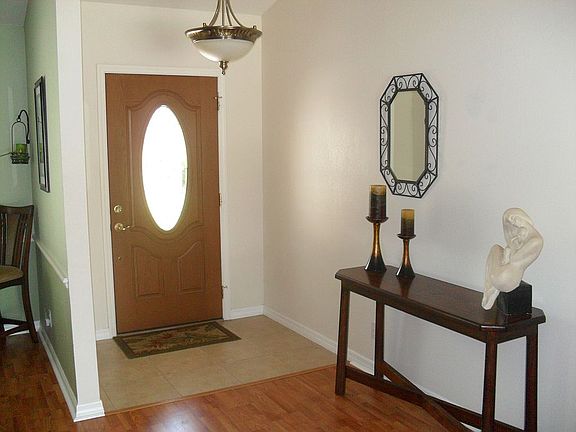 3rd image of 5760 NE 61st Ave