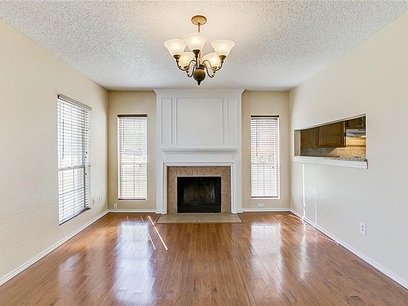 5th image of 1519 Creek Bank Ln