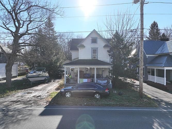 1st image of 231 Chestnut St