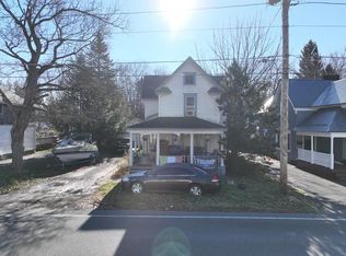 231 Chestnut St, North Syracuse, NY 13212