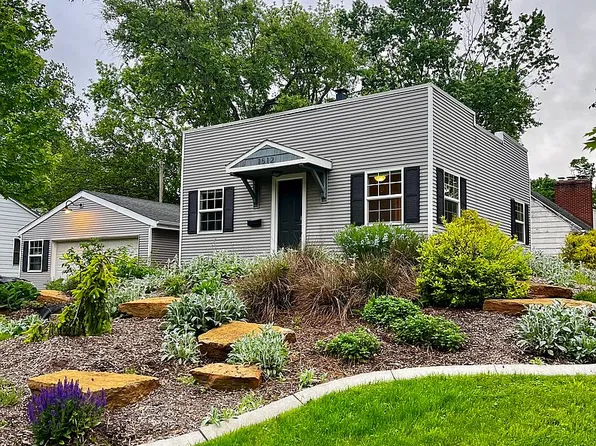 1512 W Green St, Champaign, IL 61821