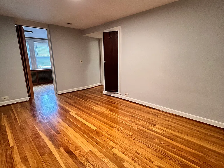 231 Leyden St #B — Photo 2