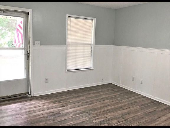 5th image of 11770 Fieldcrest Ct