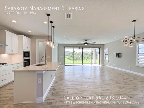 5th image of 12709 Oak Hill Way