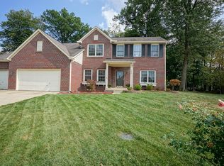 8699 Holm Mountain Cir, Avon, IN 46123