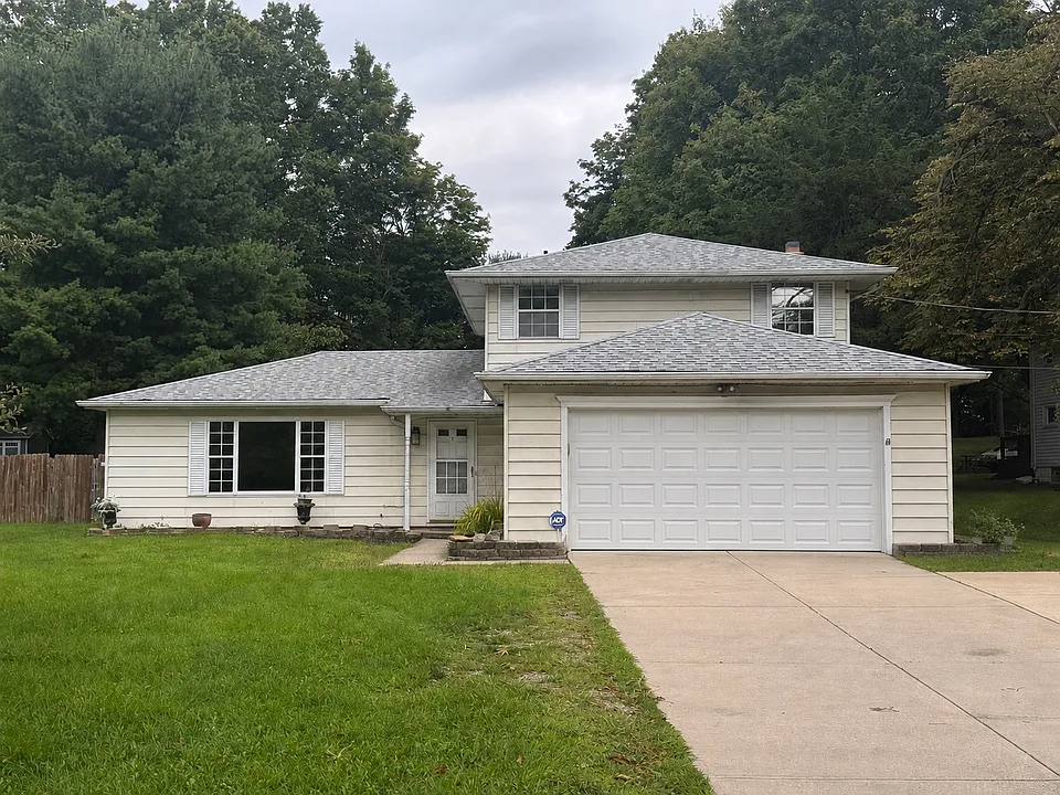 2577 Columbia Rd