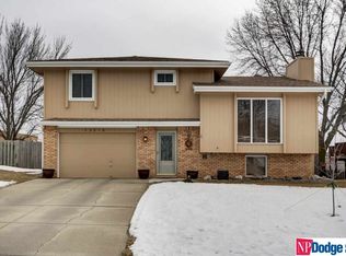 13515 Grover St, Omaha, NE 68144