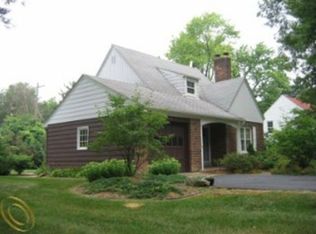 2420 Dayton Dr, Ann Arbor, MI 48108