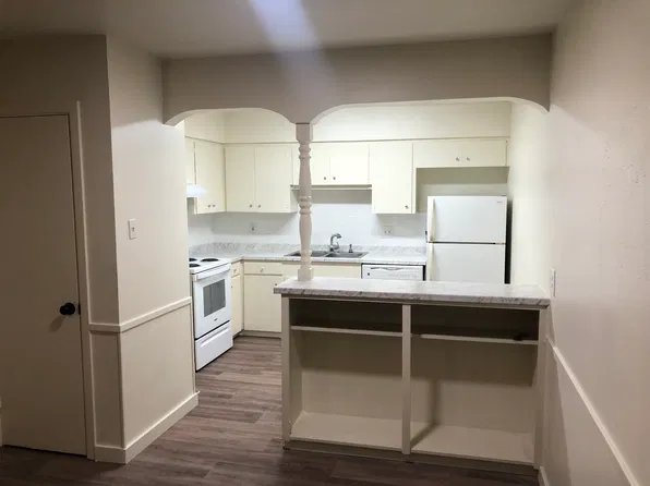 235 W Silver Sands Dr APT 3, San Antonio, TX 78216
