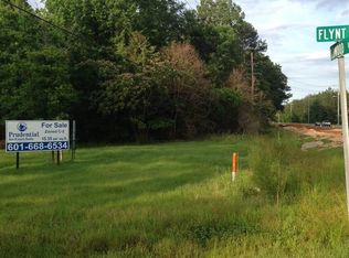 910 Flynt Dr, Flowood, MS 39232