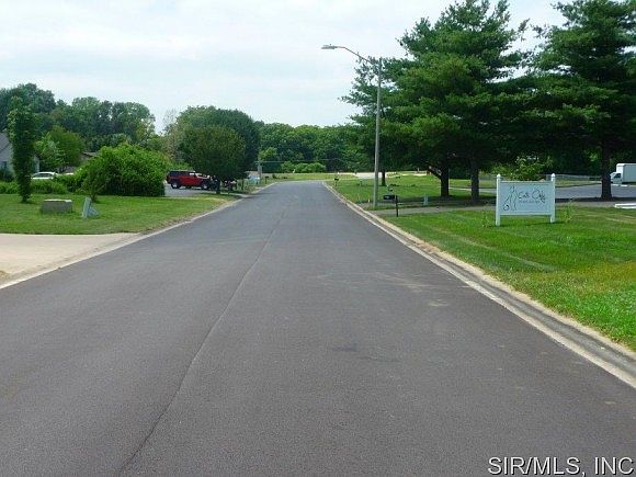 2nd image of 2281 Country Rd