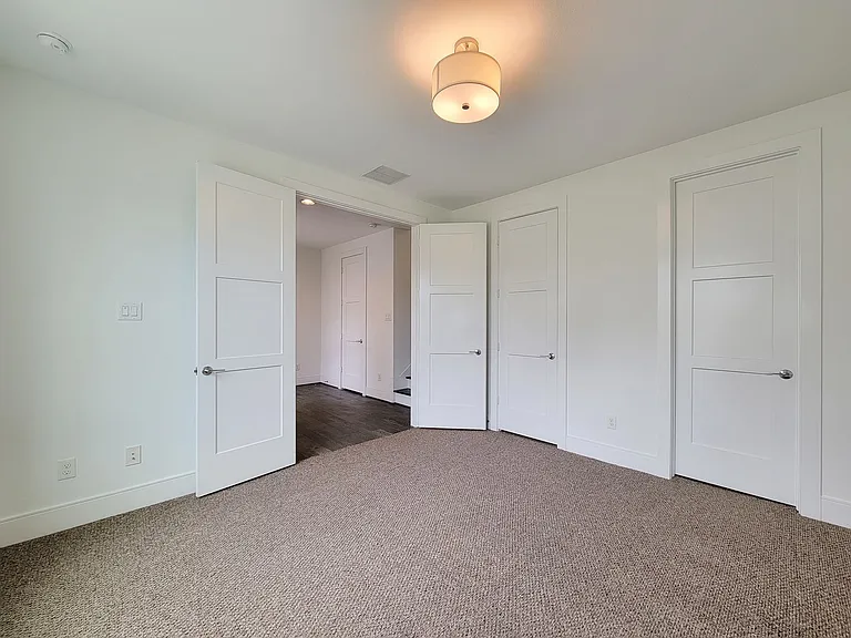 9 N Saint Charles St #B — Photo 3