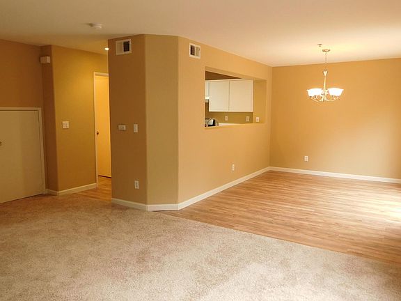 3rd image of 10 Las Casitas Dr