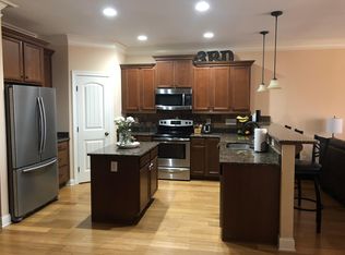 73 Falconridge Dr, Spring Lake, NC 28390