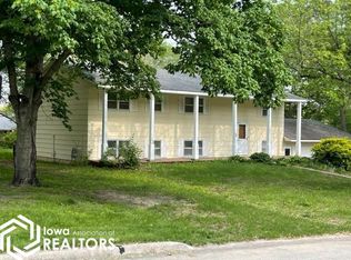 521 S Maple St, Lamoni, IA 50140
